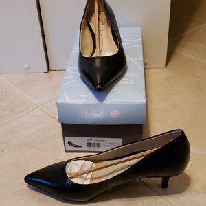 NIB Life Stride Black Kitten Heels